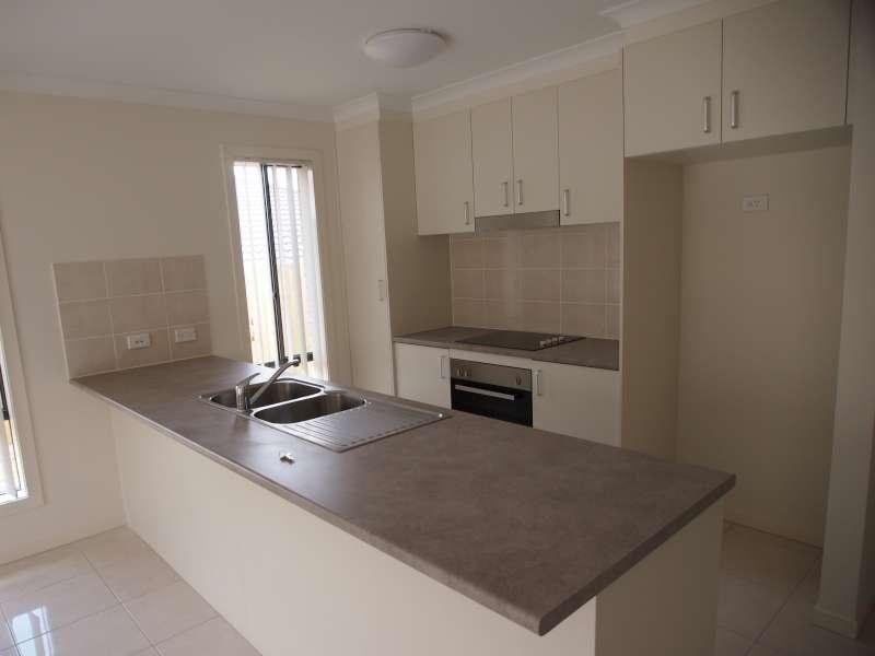 20 McCarthy Crescent, Goodna QLD 4300