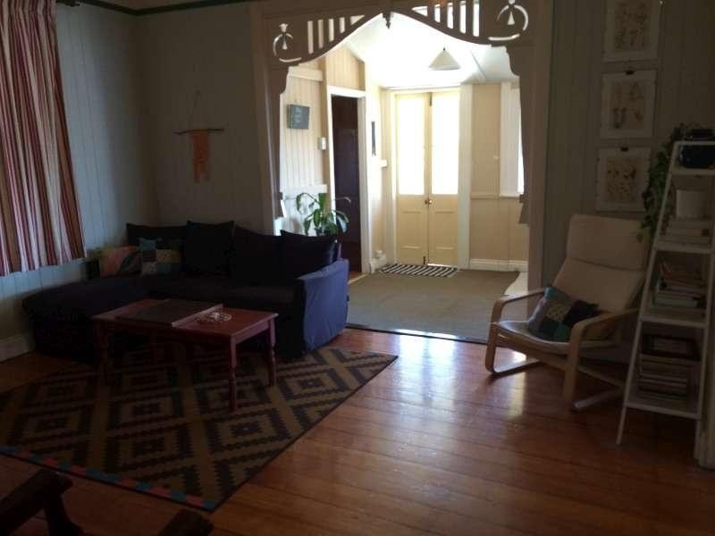 19 Garrick Terrace, Herston QLD 4006