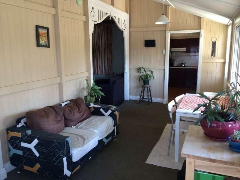 19 Garrick Terrace, Herston QLD 4006