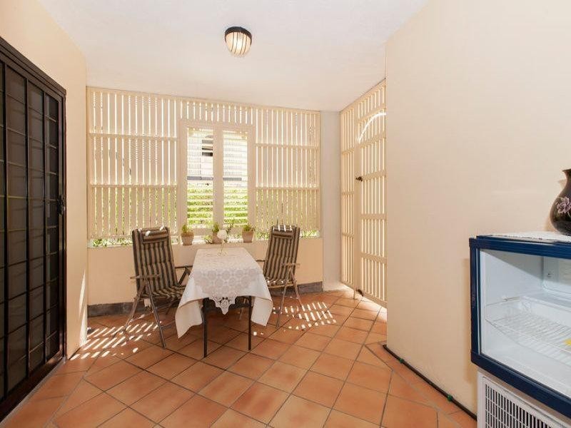 16/118 Oxlade Drive, New Farm QLD 4005