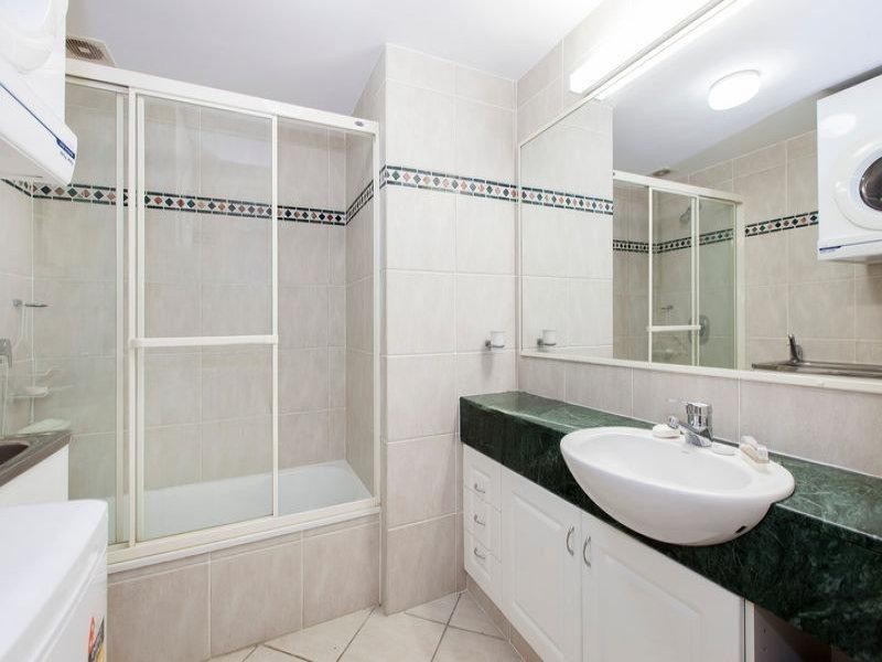 16/118 Oxlade Drive, New Farm QLD 4005