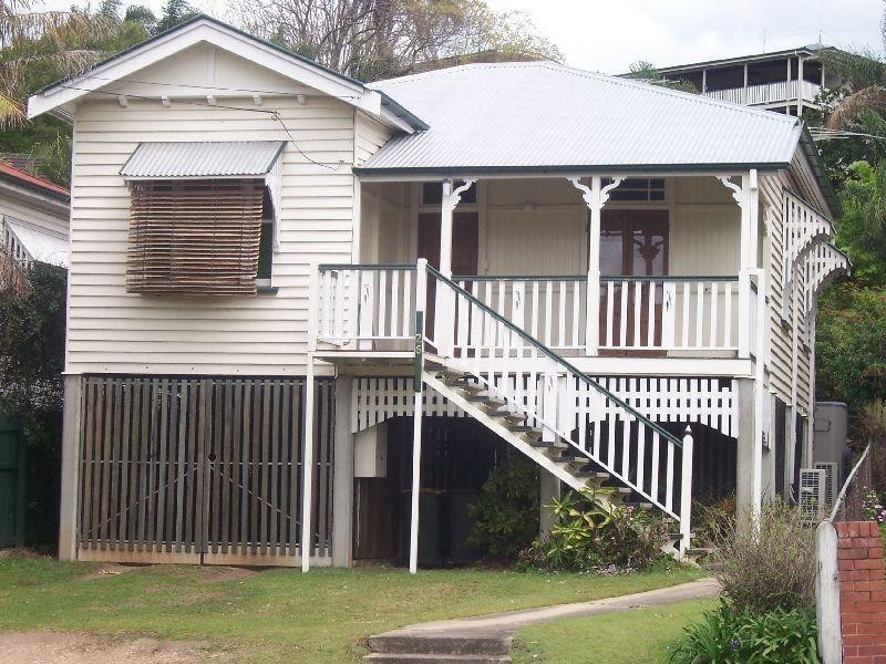 26 Aberleigh Road, Herston QLD 4006