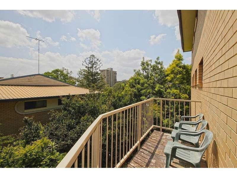 7/30 Armadale Street, St Lucia QLD 4067