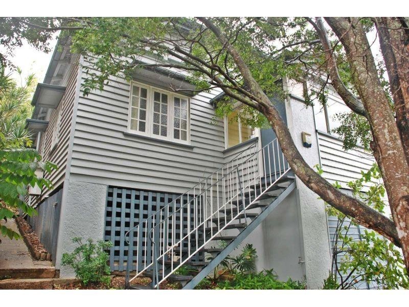 55 Lizzie Street, Bardon QLD 4065