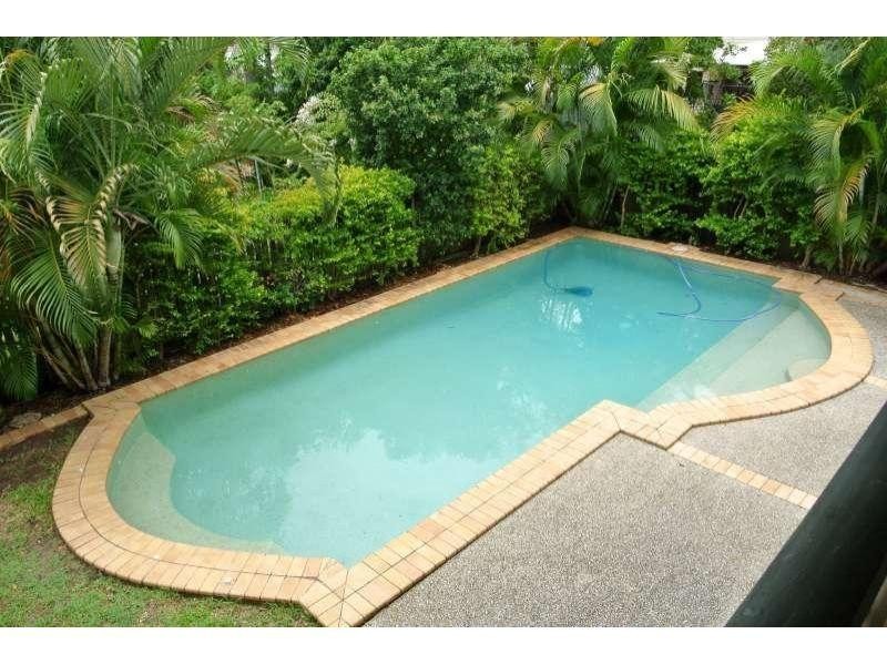 16 Graceville Ave, Graceville QLD 4075