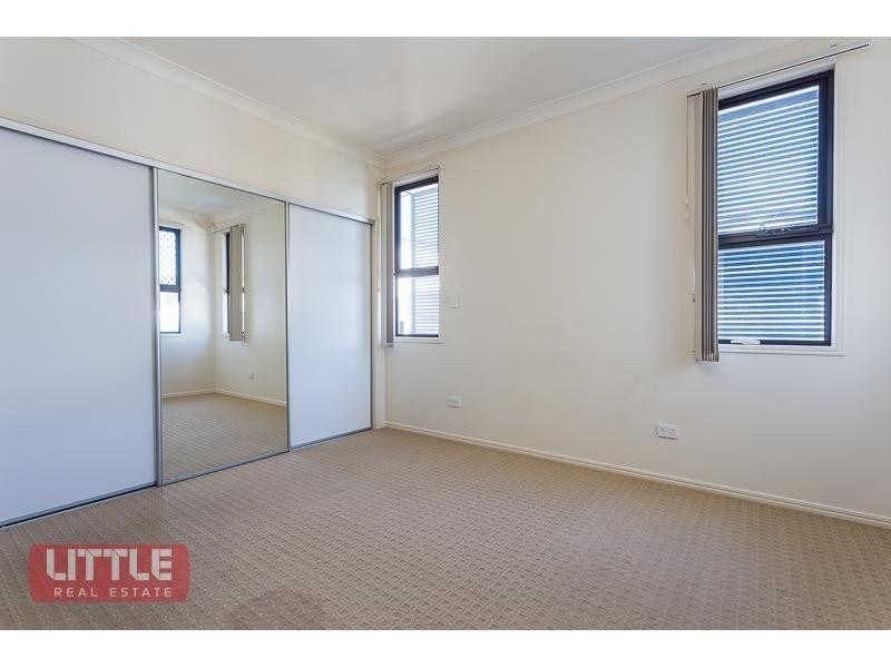 4/51 Brookfield Road, Kedron QLD 4031