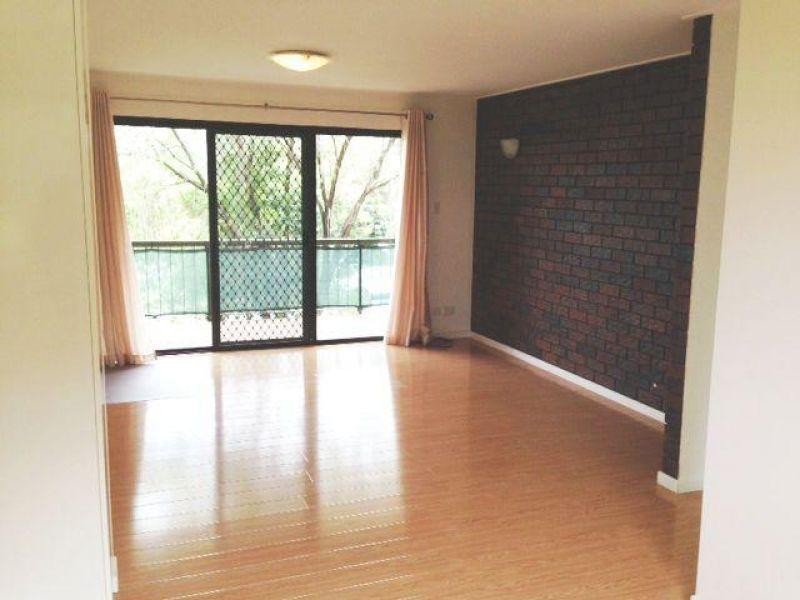 2/32 Hetherington Street, Herston QLD 4006