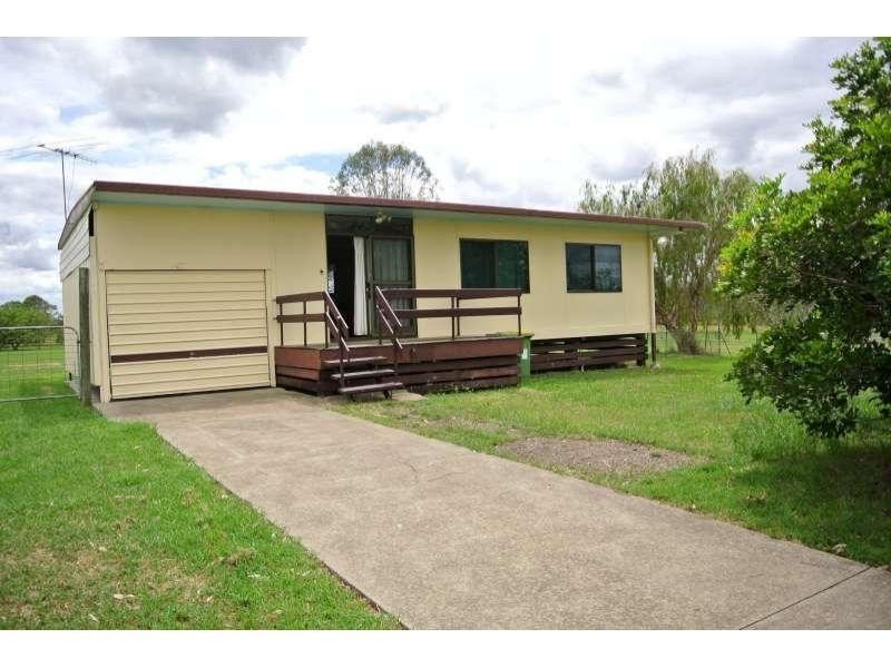 3 Suffield Drive, Yamanto QLD 4305