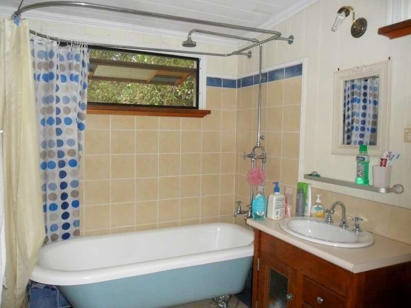 90 Broughton Road, Kedron QLD 4031