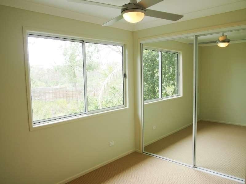 30 Carinya Street, Indooroopilly QLD 4068