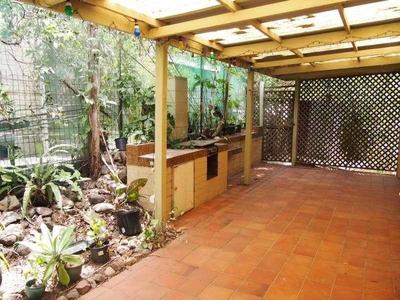 30 Carinya Street, Indooroopilly QLD 4068