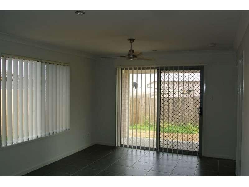 10 Shanks Court, Bundamba QLD 4304