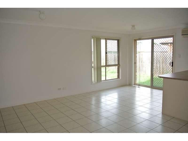102 Anna Drive, Raceview QLD 4305