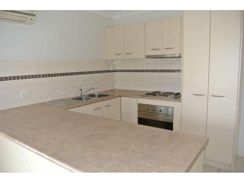 102 Anna Drive, Raceview QLD 4305