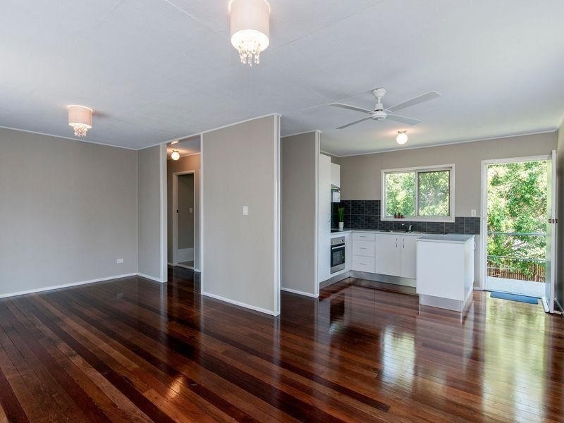 71 Redbank Plains Road, Goodna QLD 4300