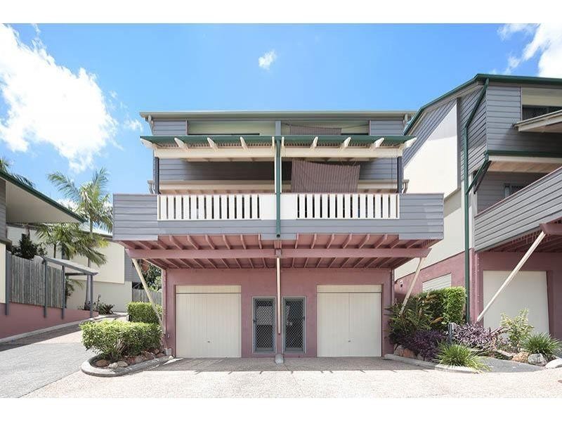 9 Rosecliffe Street, Highgate Hill QLD 4101