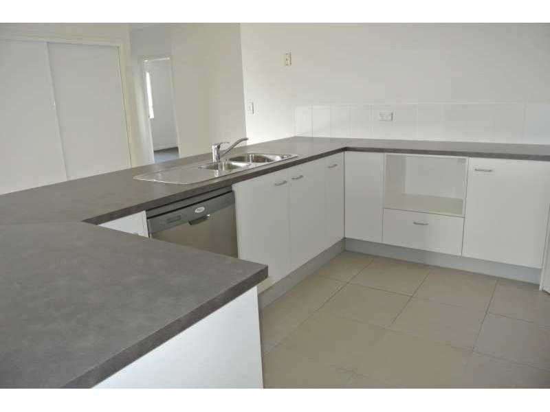 5 The Promenade, Springfield Lakes QLD 4300