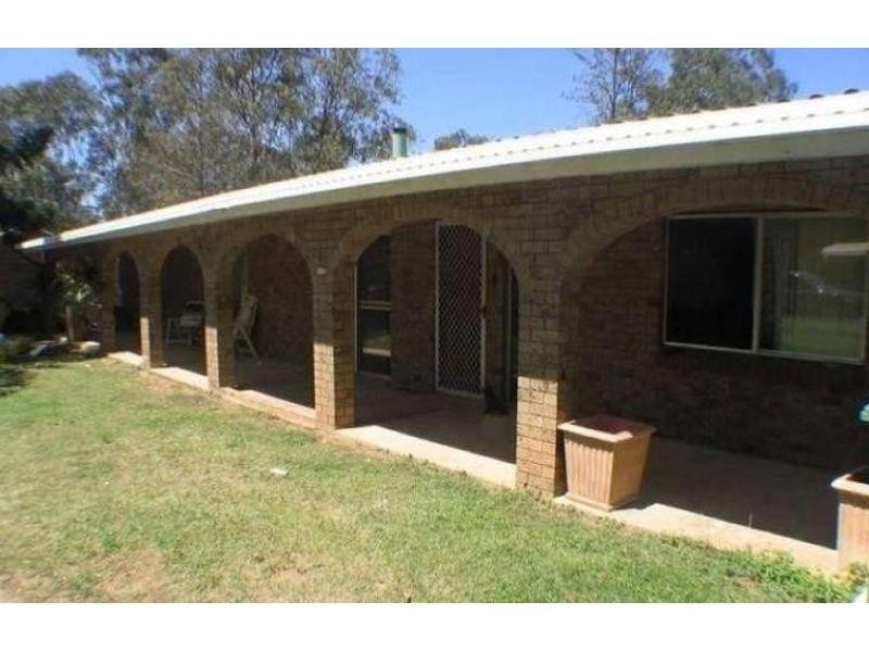 115 Mary Street, Blackstone QLD 4304