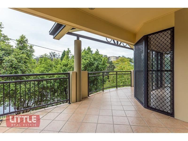 8/44-46 Broomfield Street, Taringa QLD 4068