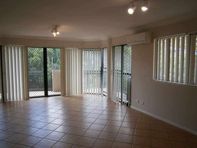 8/44-46 Broomfield Street, Taringa QLD 4068