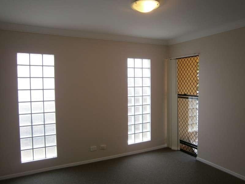 8/44-46 Broomfield Street, Taringa QLD 4068