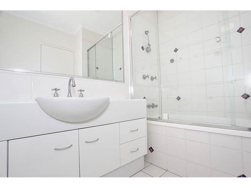 7/110 Indooroopilly Road, Taringa QLD 4068