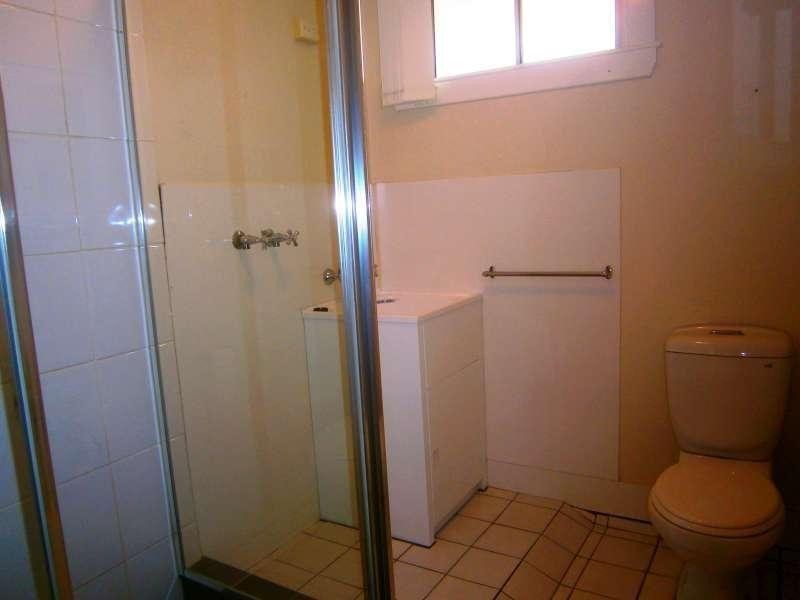 2/376 Waterworks Road, Ashgrove QLD 4060