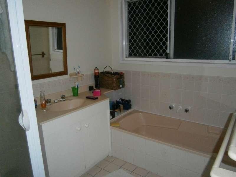 63 Hutton Road, Ferny Hills QLD 4055