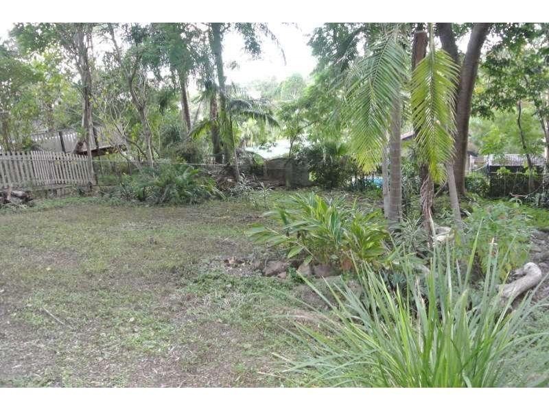 11 Alkina Street, Kenmore QLD 4069