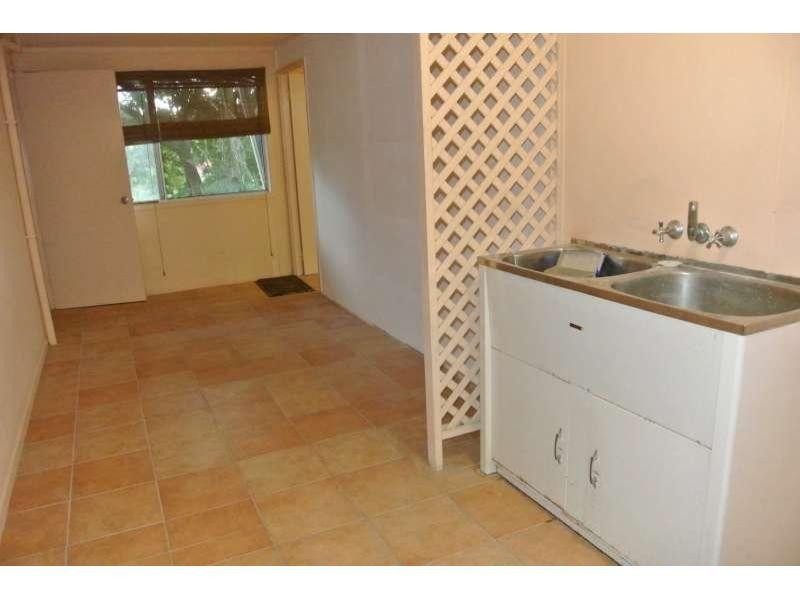 11 Alkina Street, Kenmore QLD 4069