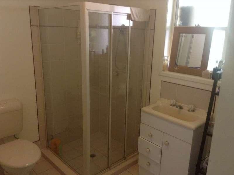 2/83 Wilgarning Street, Stafford Heights QLD 4053