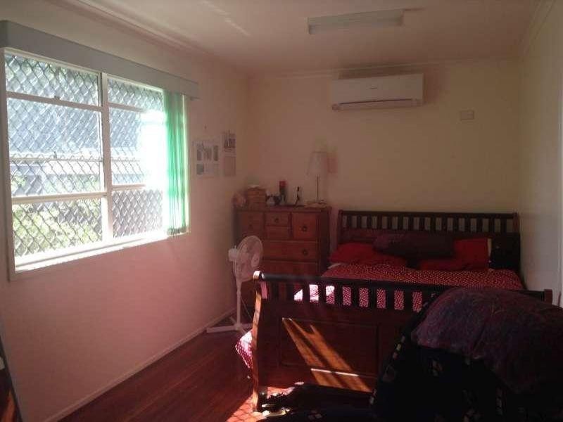 2/83 Wilgarning Street, Stafford Heights QLD 4053