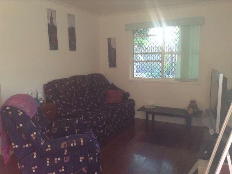 2/83 Wilgarning Street, Stafford Heights QLD 4053