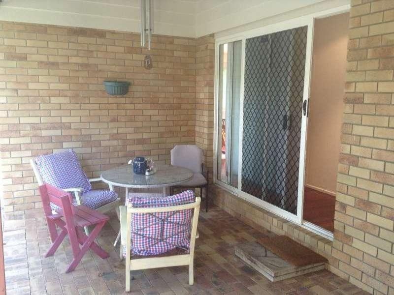 2/83 Wilgarning Street, Stafford Heights QLD 4053