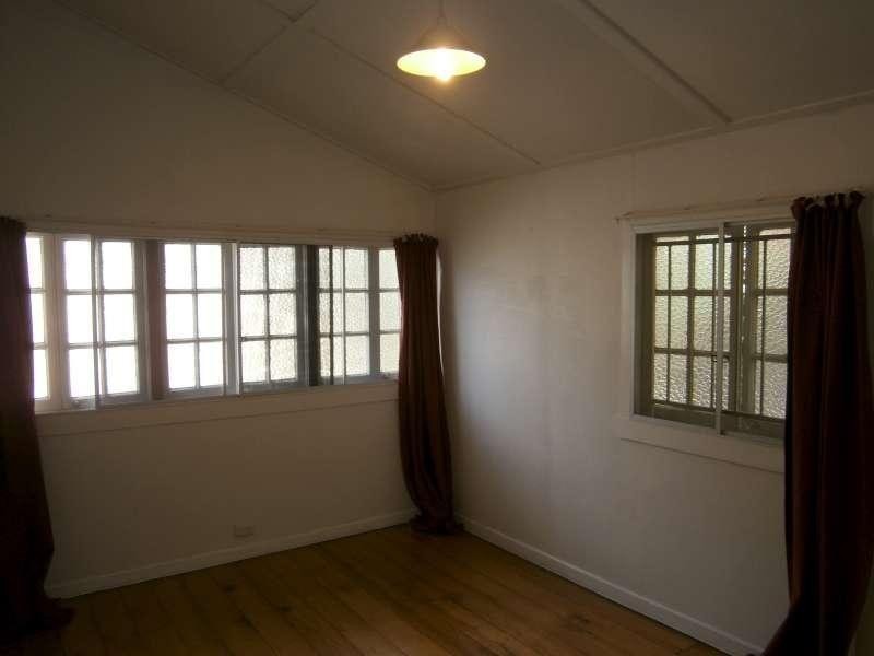 27 Huxham Street, Auchenflower QLD 4066