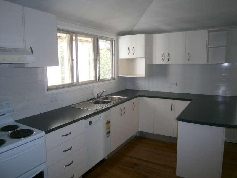 27 Huxham Street, Auchenflower QLD 4066