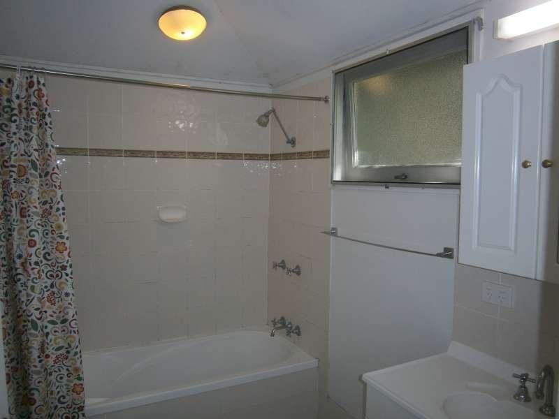 27 Huxham Street, Auchenflower QLD 4066