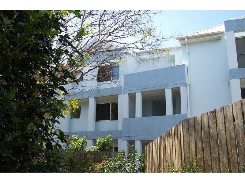 8/185 Waterworks Road, Ashgrove QLD 4060