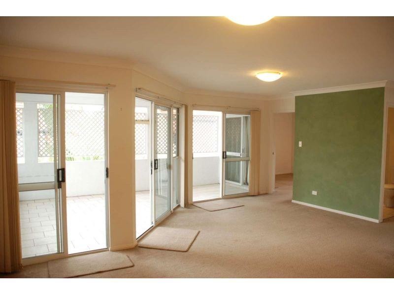 8/185 Waterworks Road, Ashgrove QLD 4060