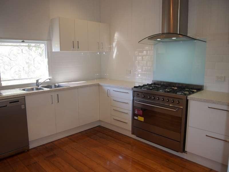 146 Stoneleigh Street, Lutwyche QLD 4030