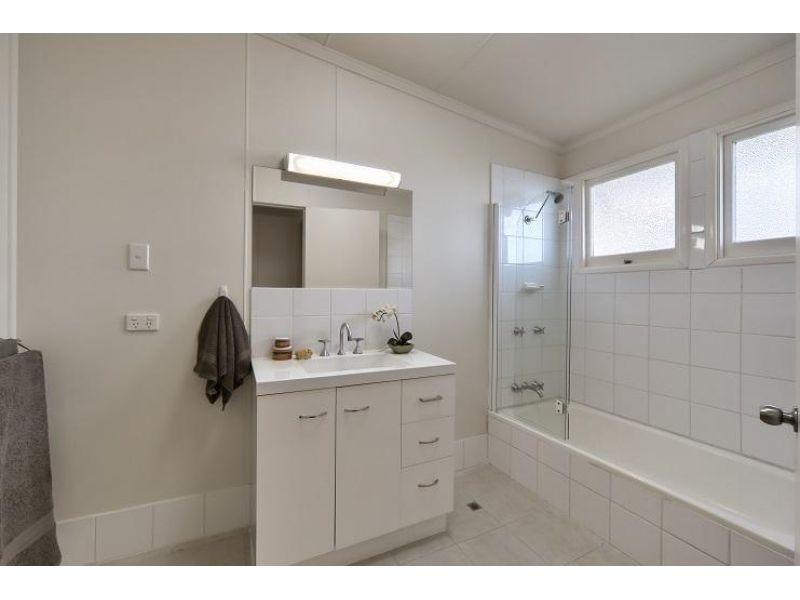 930 South Pine Road, Everton Park QLD 4053