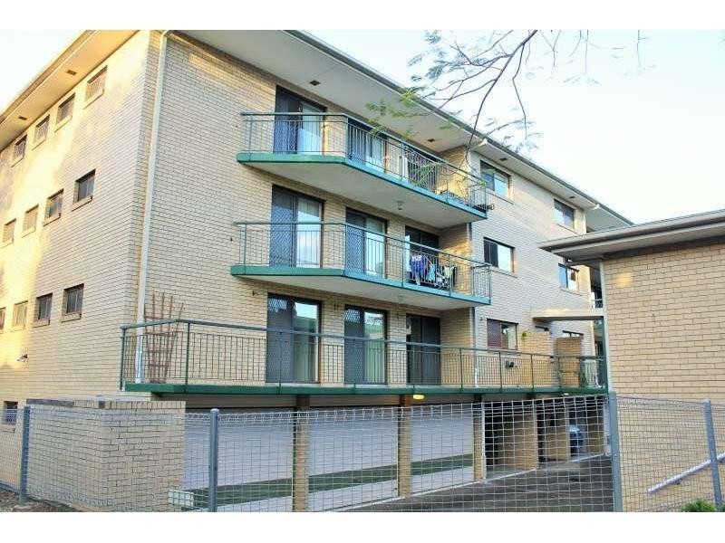 5/123 Central Avenue, Indooroopilly QLD 4068