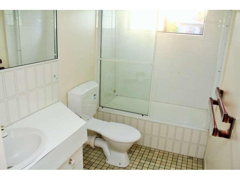 5/123 Central Avenue, Indooroopilly QLD 4068