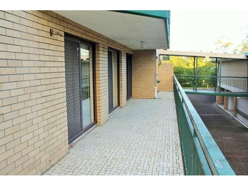 5/123 Central Avenue, Indooroopilly QLD 4068