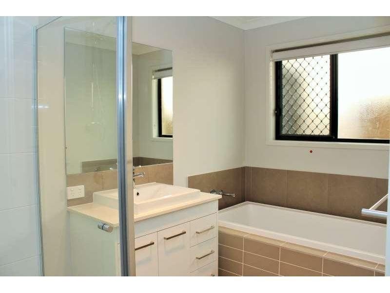 40 Main Avenue, Wavell Heights QLD 4012