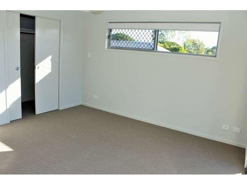 42 Main Avenue, Wavell Heights QLD 4012