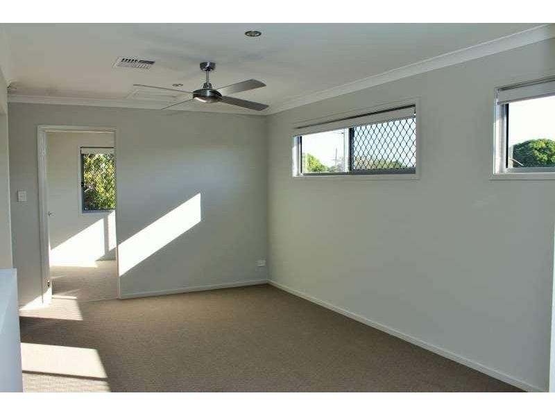 42 Main Avenue, Wavell Heights QLD 4012