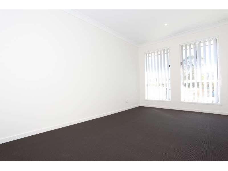 3 Pine Place, Upper Kedron QLD 4055