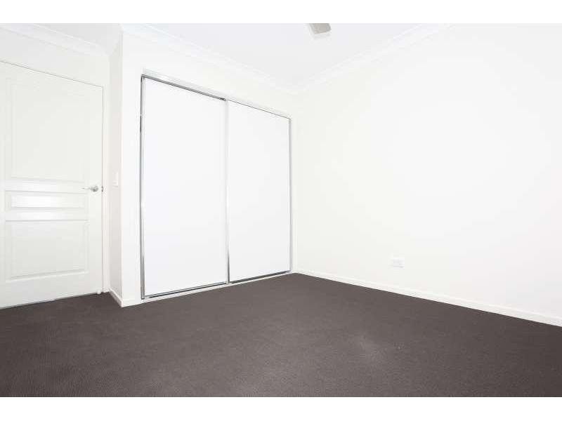 3 Pine Place, Upper Kedron QLD 4055