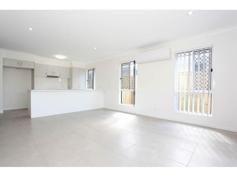 9 Pine Place, Upper Kedron QLD 4055